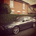  Voiture avec volant à droite louée pour le reste du séjour en #angleterre et surtout mon tout premier créneau anglais ! Finalement ça passe bien et on s'y fait très vite 