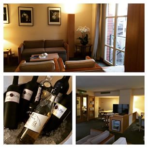  Avant de partir en ville pour la soirée, un petit tour par le Lounge réservé à certaines chambres avec son open bar de 17h à 19h30 au @Crowneplaza #toulouse 