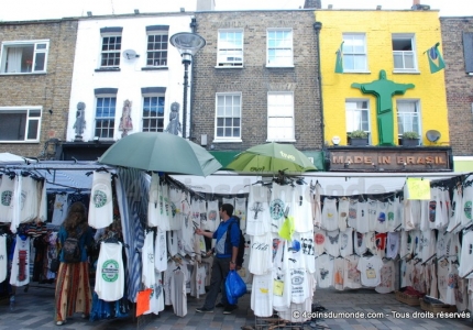 A Camden, vous trouverez aussi des articles plus commerciaux.